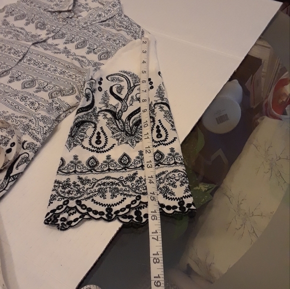 Chico's women's black-white tapestry design embroidery button down shirt… - Picture 13 of 13